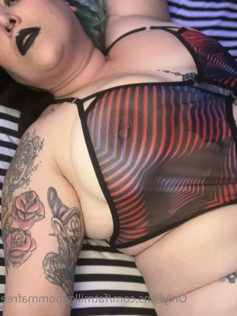 🦇 Little Missy May  🦇 ✨ BBW ✨ [ fatmilkymommafree ] Onlyfans leaked photo 12204882 on Hotleaks.tv