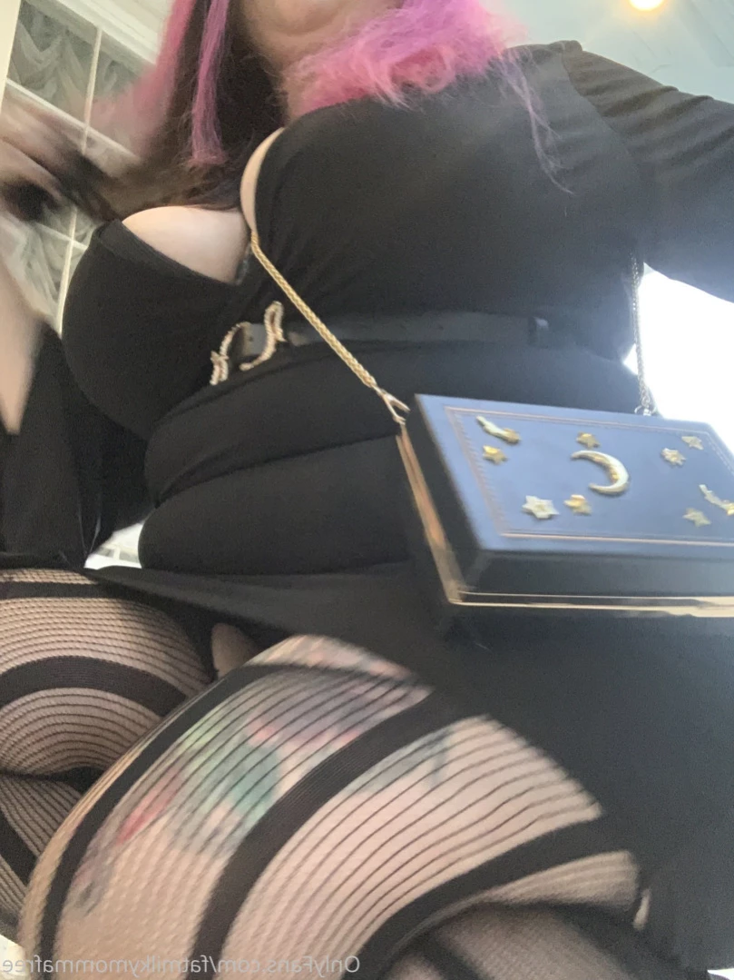 🦇 Little Missy May  🦇 ✨ BBW ✨ [ fatmilkymommafree ] Onlyfans leaked photo 12335408 on Hotleaks.tv