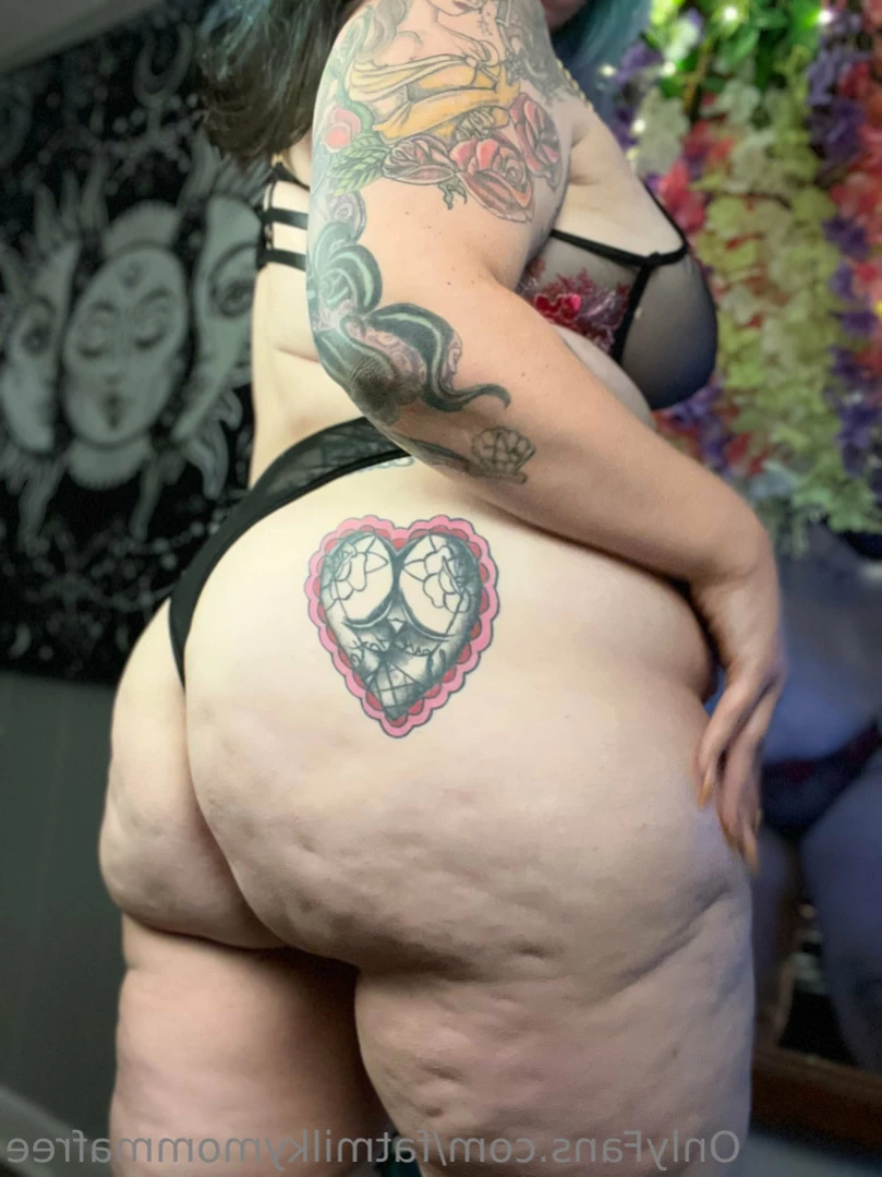 🦇 Little Missy May  🦇 ✨ BBW ✨ [ fatmilkymommafree ] Onlyfans leaked photo 12336567 on Hotleaks.tv