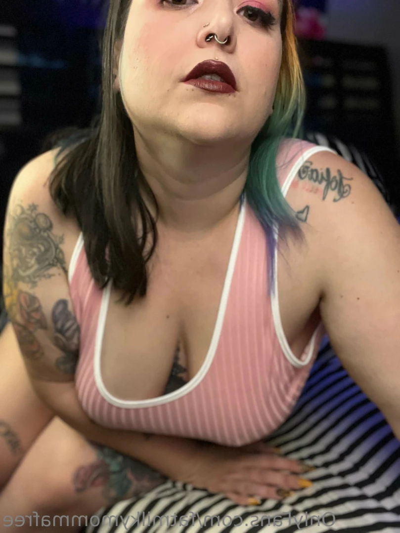 🦇 Little Missy May  🦇 ✨ BBW ✨ [ fatmilkymommafree ] Onlyfans leaked photo 12339834 on Hotleaks.tv