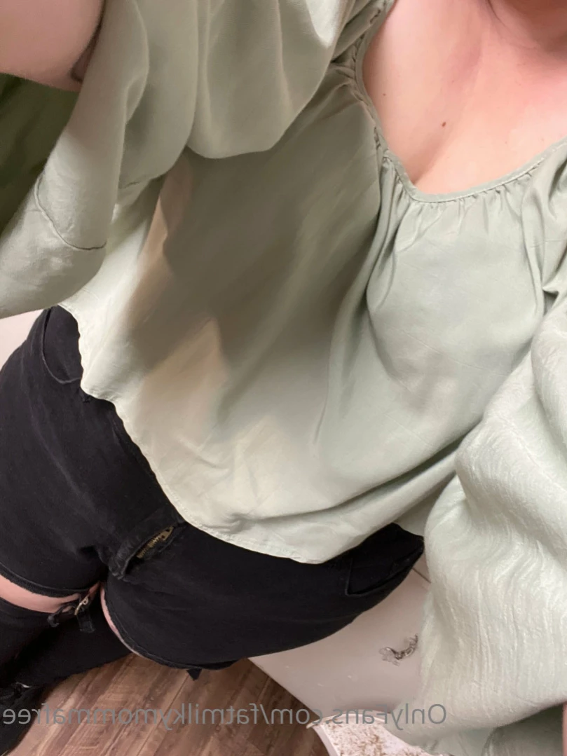 🦇 Little Missy May  🦇 ✨ BBW ✨ [ fatmilkymommafree ] Onlyfans leaked photo 12342055 on Hotleaks.tv