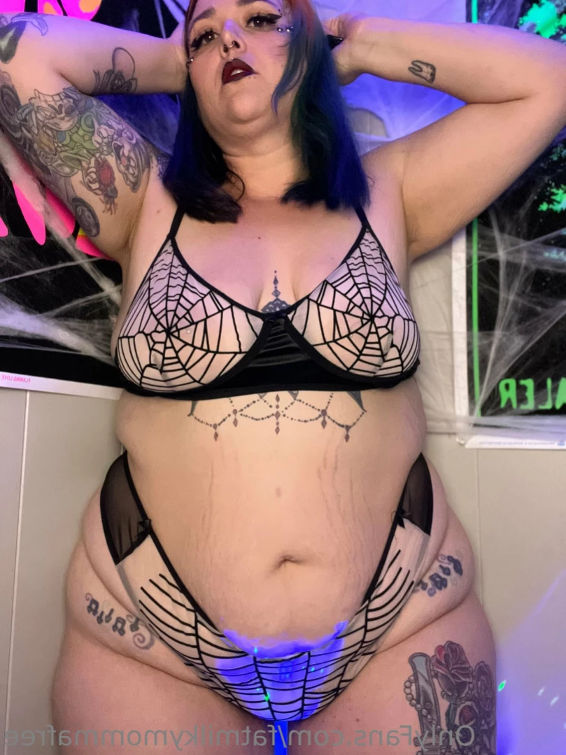 🦇 Little Missy May  🦇 ✨ BBW ✨ [ fatmilkymommafree ] Onlyfans leaked photo 12353291 on Hotleaks.tv