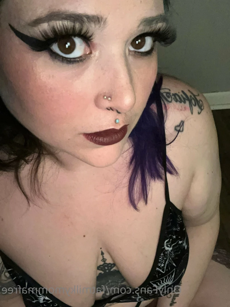 🦇 Little Missy May  🦇 ✨ BBW ✨ [ fatmilkymommafree ] Onlyfans leaked photo 12749905 on Hotleaks.tv