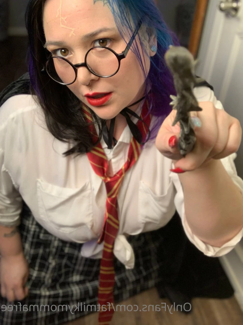 🦇 Little Missy May  🦇 ✨ BBW ✨ [ fatmilkymommafree ] Onlyfans leaked photo 13761156 on Hotleaks.tv