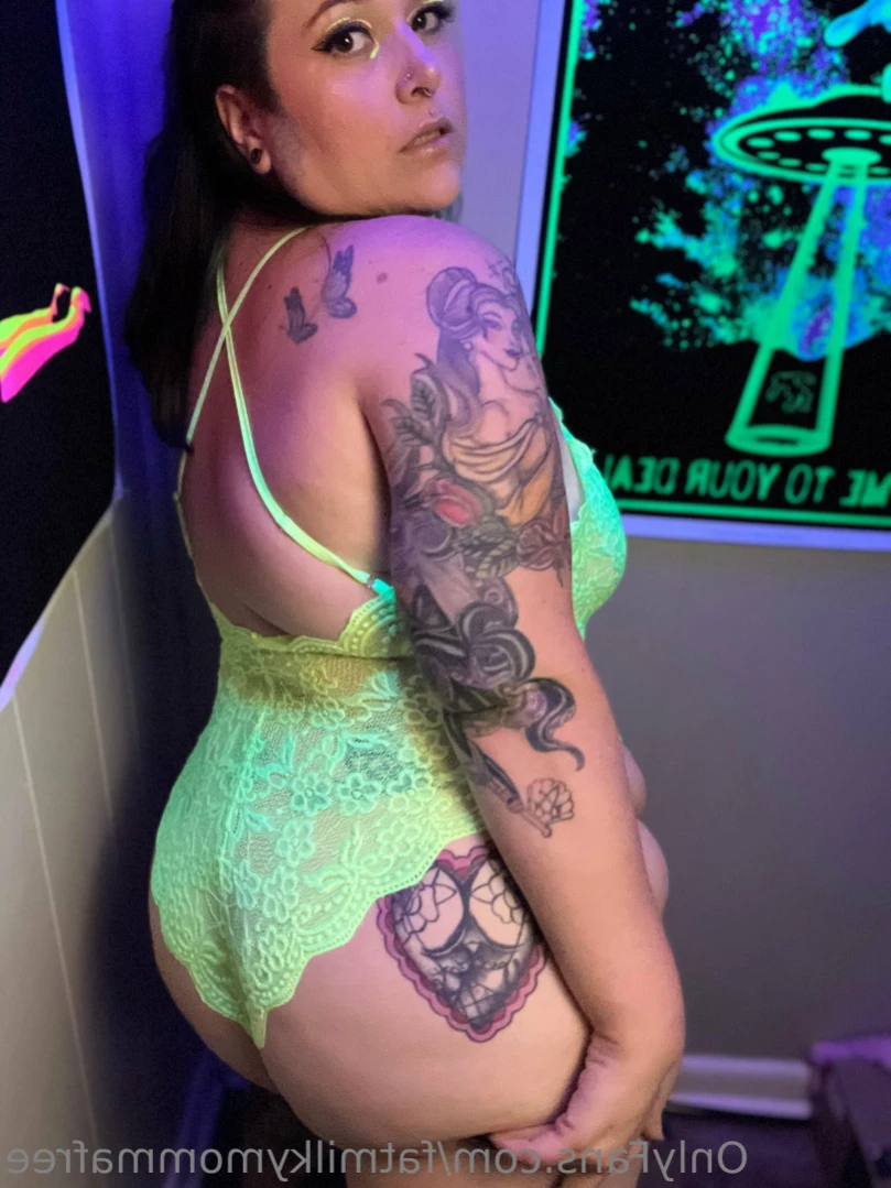 🦇 Little Missy May  🦇 ✨ BBW ✨ [ fatmilkymommafree ] Onlyfans leaked photo 13970777 on Hotleaks.tv