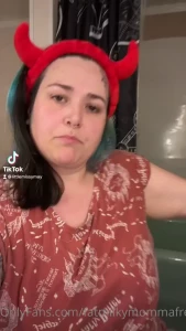 🦇 Little Missy May  🦇 ✨ BBW ✨ [ fatmilkymommafree ] Onlyfans leaked video 14447113 on Hotleaks.tv