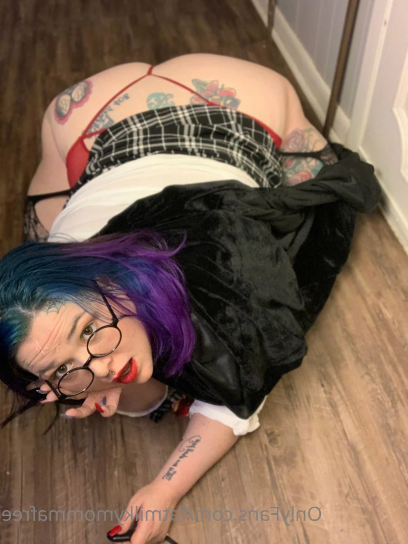 🦇 Little Missy May  🦇 ✨ BBW ✨ [ fatmilkymommafree ] Onlyfans leaked photo 15254470 on Hotleaks.tv