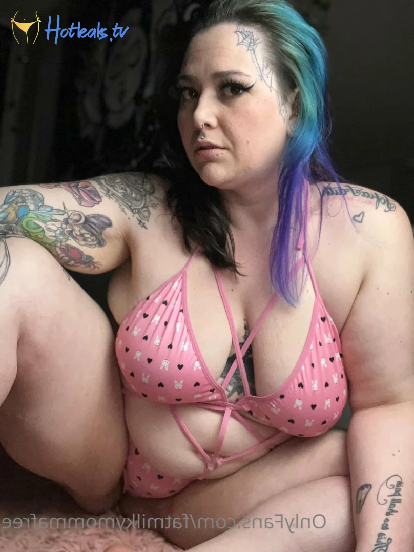 🦇 Little Missy May 🦇 ✨ BBW ✨ [ fatmilkymommafree ] Onlyfans leaked photo  15420360 on Hotleaks.tv