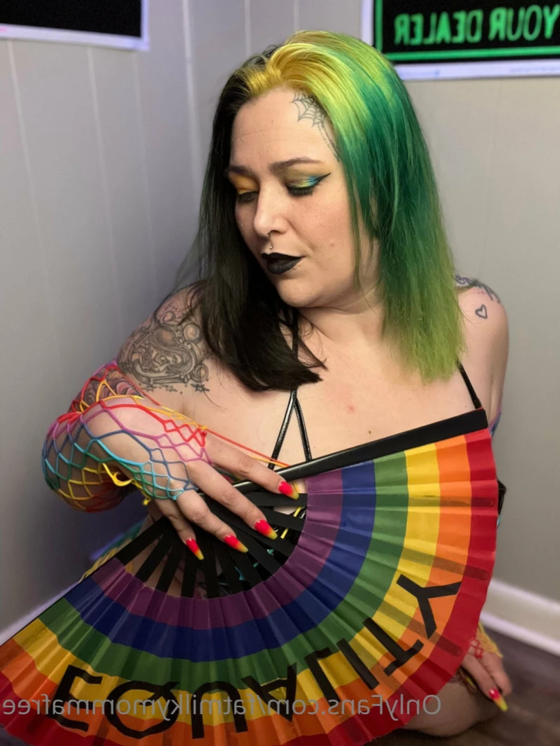 🦇 Little Missy May  🦇 ✨ BBW ✨ [ fatmilkymommafree ] Onlyfans leaked photo 15826266 on Hotleaks.tv
