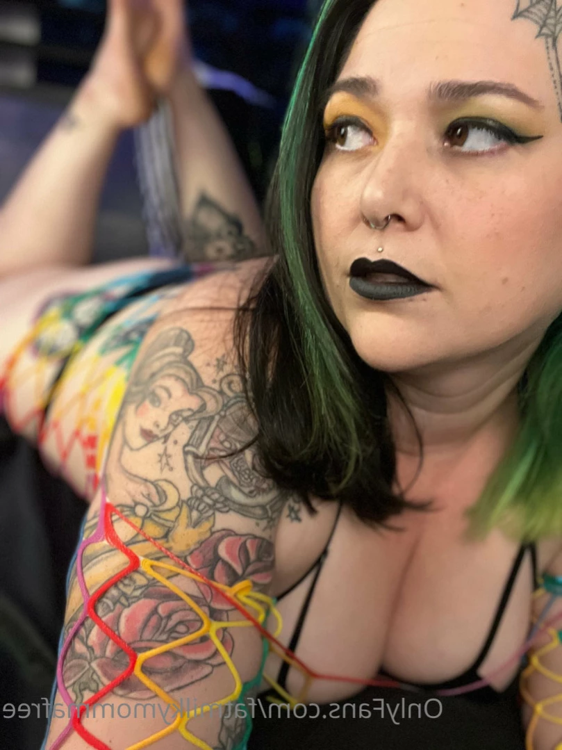 🦇 Little Missy May  🦇 ✨ BBW ✨ [ fatmilkymommafree ] Onlyfans leaked photo 16266100 on Hotleaks.tv