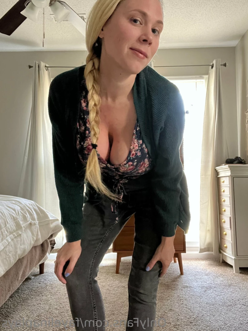 Fayelina! 🧚🏻🍓📷 [ fayelinaplays ] Onlyfans leaked photo 12352384 on Hotleaks.tv