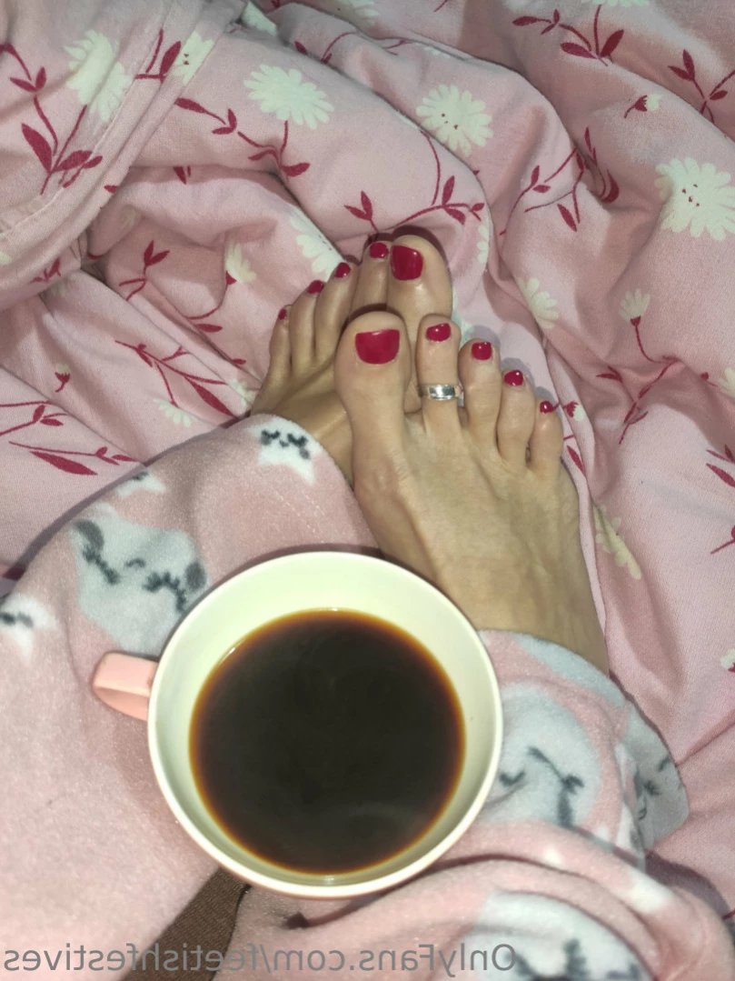 feetishfestives Onlyfans leaked photo 13415343 on Hotleaks.tv