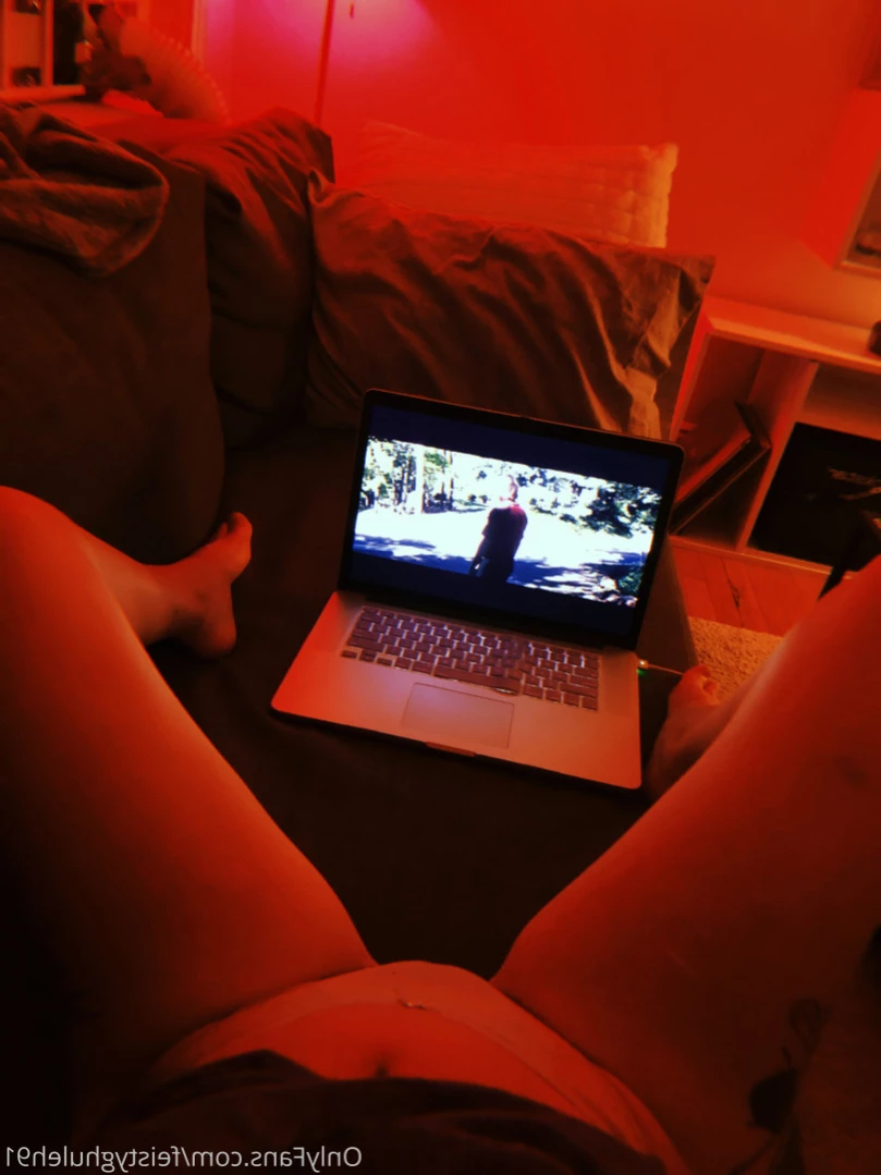 Jeune Fille Vulgaire [ feistyghuleh91 ] Onlyfans leaked photo 11584049 on Hotleaks.tv