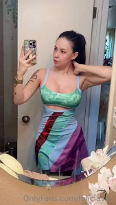 15712901