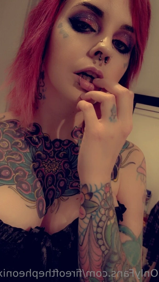 Pheonix [ fireofthepheonix ] Onlyfans leaked photo 12301847 on Hotleaks.tv