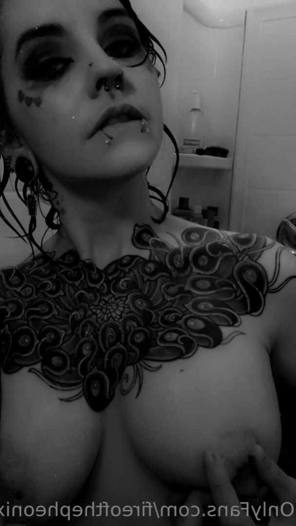 Pheonix [ fireofthepheonix ] Onlyfans leaked photo 13875533 on Hotleaks.tv