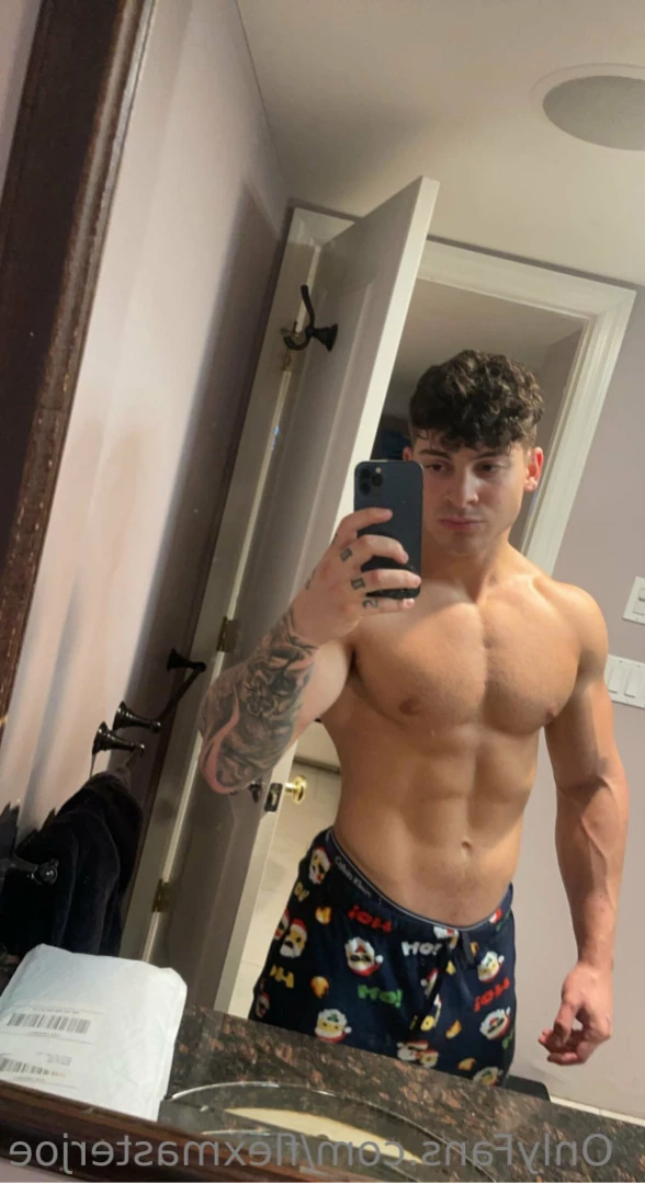 flexmasterjoe Onlyfans leaked photo 11589558 on Hotleaks.tv