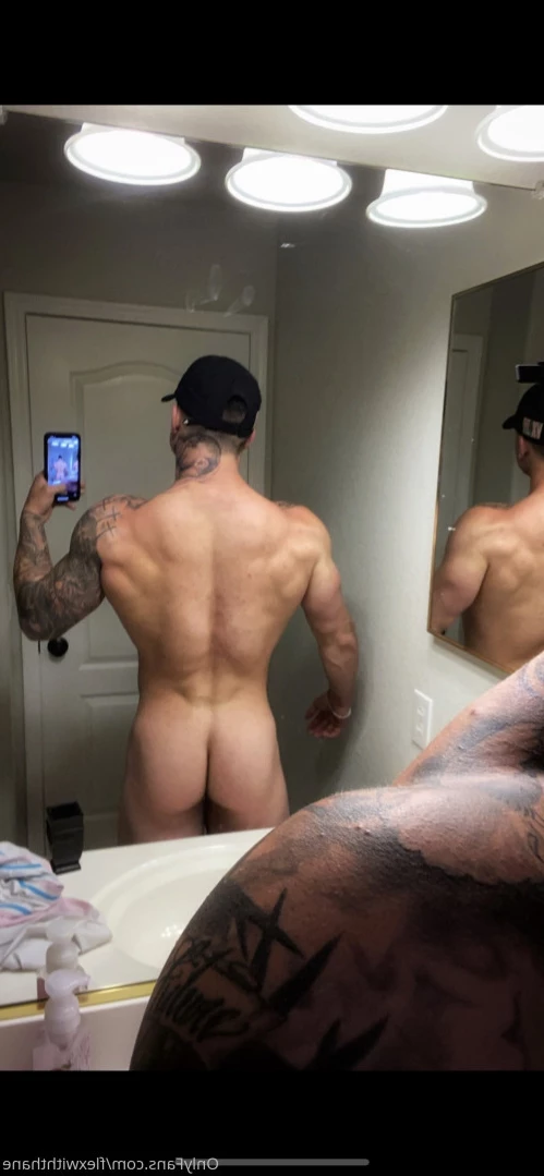 flexwiththane Onlyfans leaked photo 11003585 on Hotleaks.tv