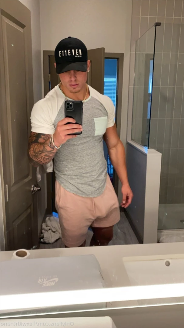 flexwiththane Onlyfans leaked photo 11577285 on Hotleaks.tv