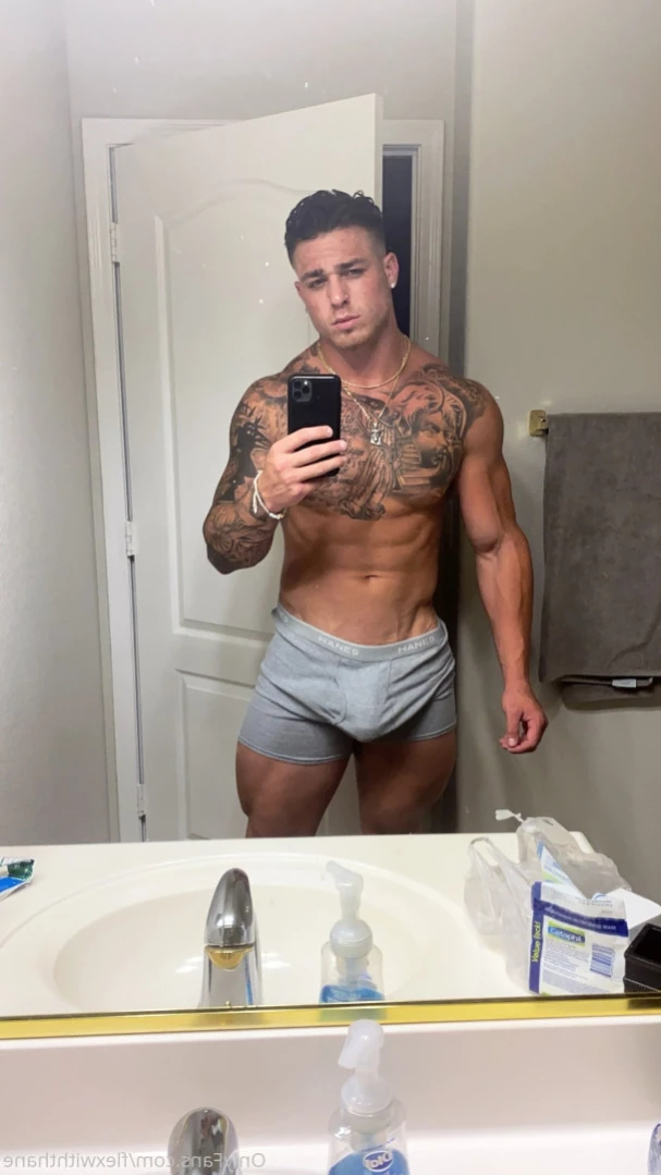 flexwiththane Onlyfans leaked photo 13620847 on Hotleaks.tv