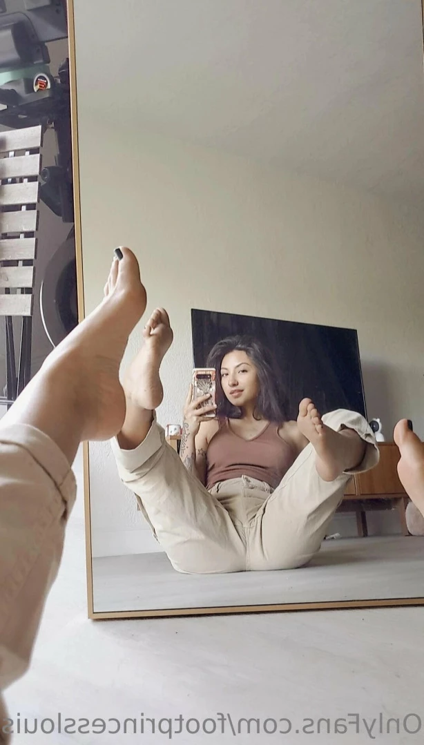 Foot Princess-size 6.5 👣 [ footprincesslouise ] Onlyfans leaked photo 11661074 on Hotleaks.tv