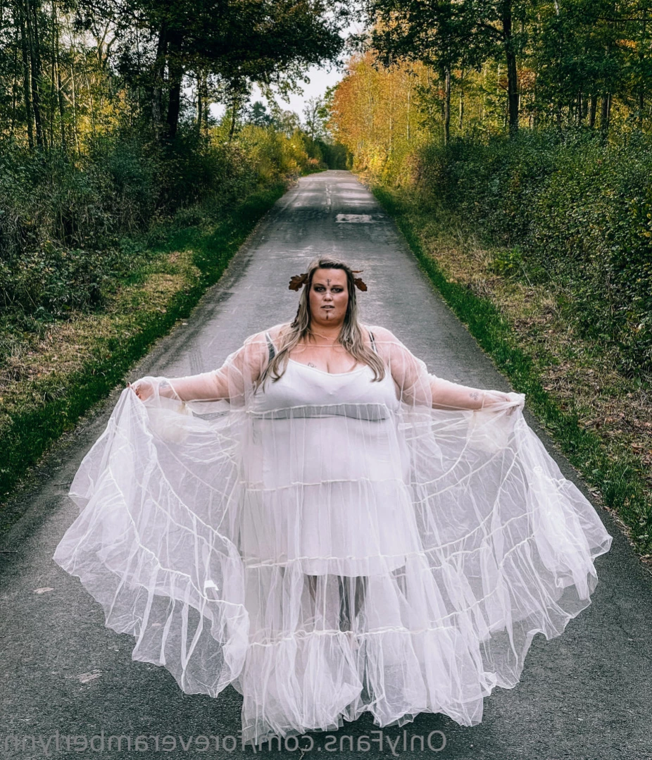 Amber [ foreveramberlynn ] Onlyfans leaked photo 11566284 on Hotleaks.tv