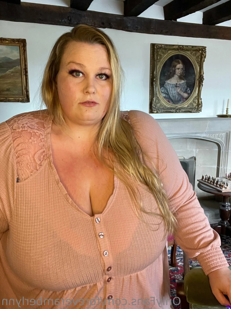 Amber [ foreveramberlynn ] Onlyfans leaked photo 13892070 on Hotleaks.tv