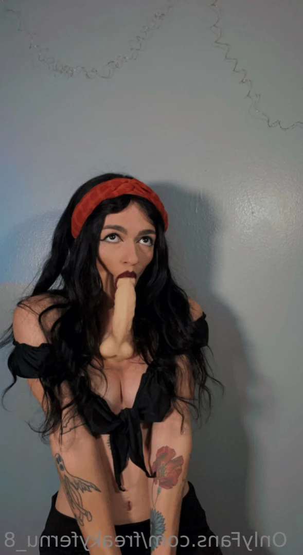 FernDuMont [ freakyfernu_8 ] Onlyfans leaked photo 11586753 on Hotleaks.tv