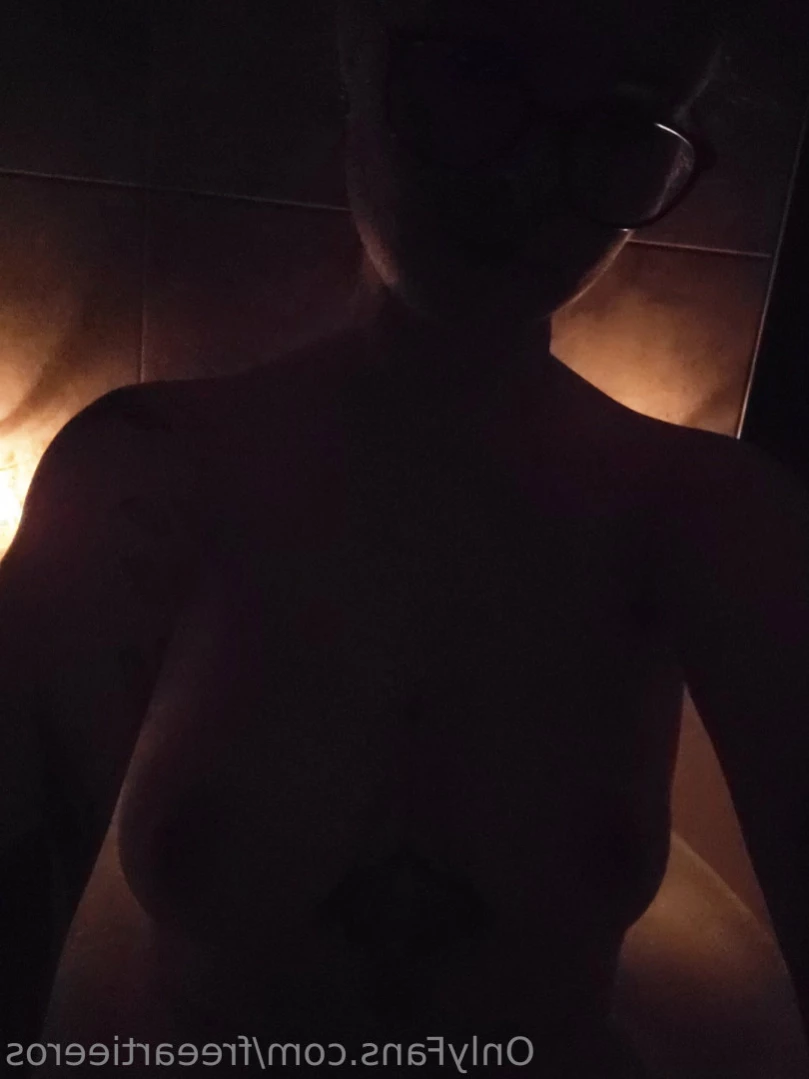 Artemis Eros [ freeartieeros ] Onlyfans leaked photo 14381744 on Hotleaks.tv