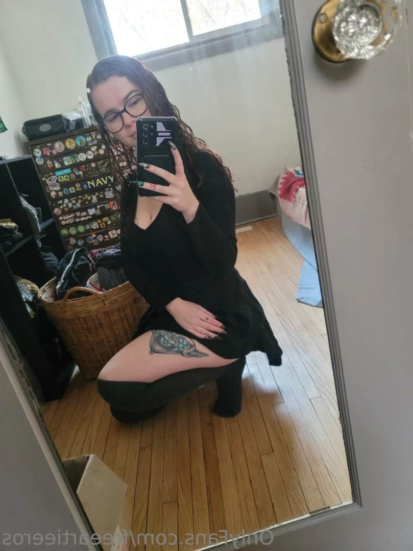 Artemis Eros [ freeartieeros ] Onlyfans leaked photo 15806171 on Hotleaks.tv