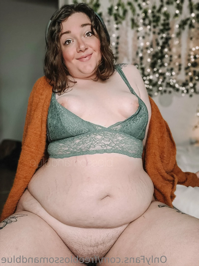 freeblossomandblue [ backupblossomandblue ] Onlyfans leaked photo 14301995 on Hotleaks.tv