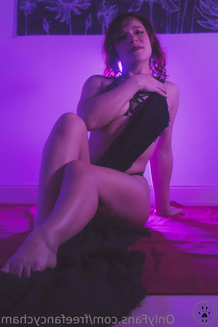 Free Fancy Cham [ freefancycham ] Onlyfans leaked photo 12992367 on Hotleaks.tv