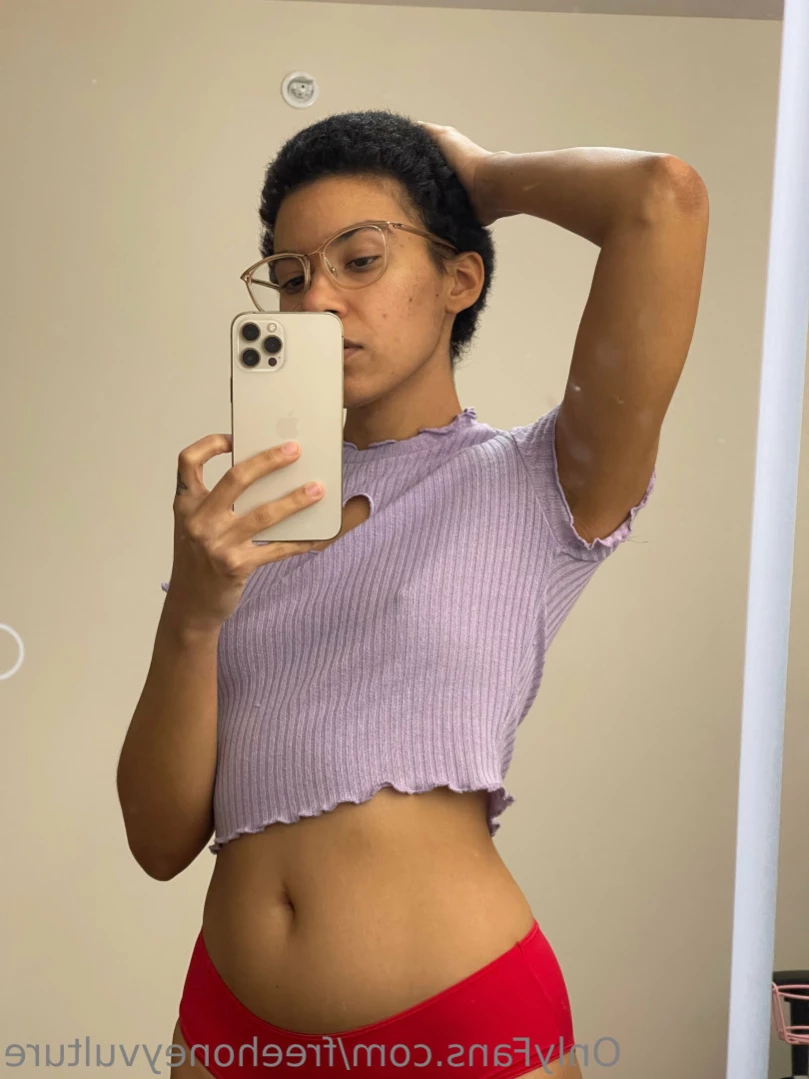 freehoneyvulture Onlyfans leaked photo 15212904 on Hotleaks.tv