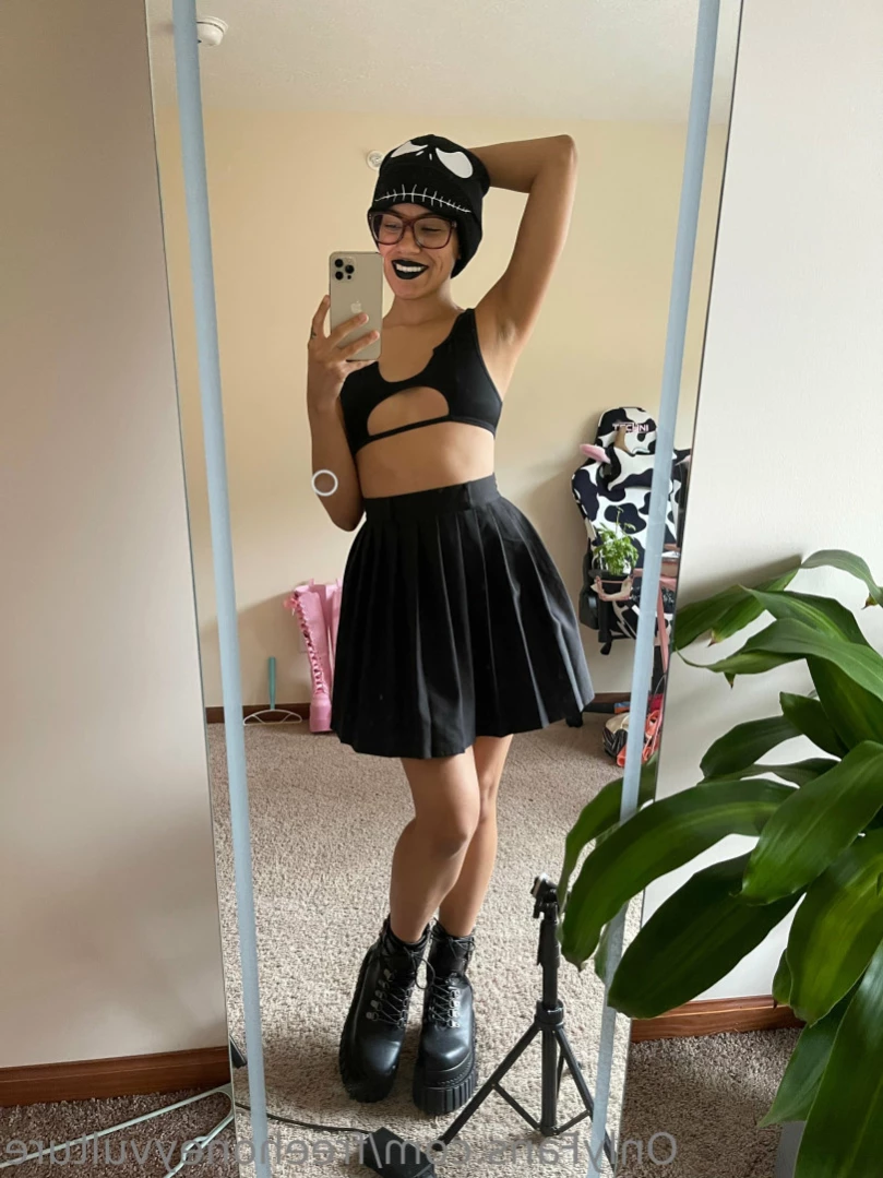 freehoneyvulture Onlyfans leaked photo 15212912 on Hotleaks.tv