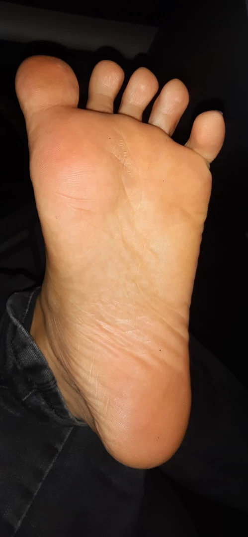 𝑮𝒊𝒂 𝑺𝒂𝒖𝒗𝒂𝒈𝒆 FETISH QUEEN⛓🦶🏼🍒 [ gia_sauvage ] Onlyfans leaked photo 11615943 on Hotleaks.tv