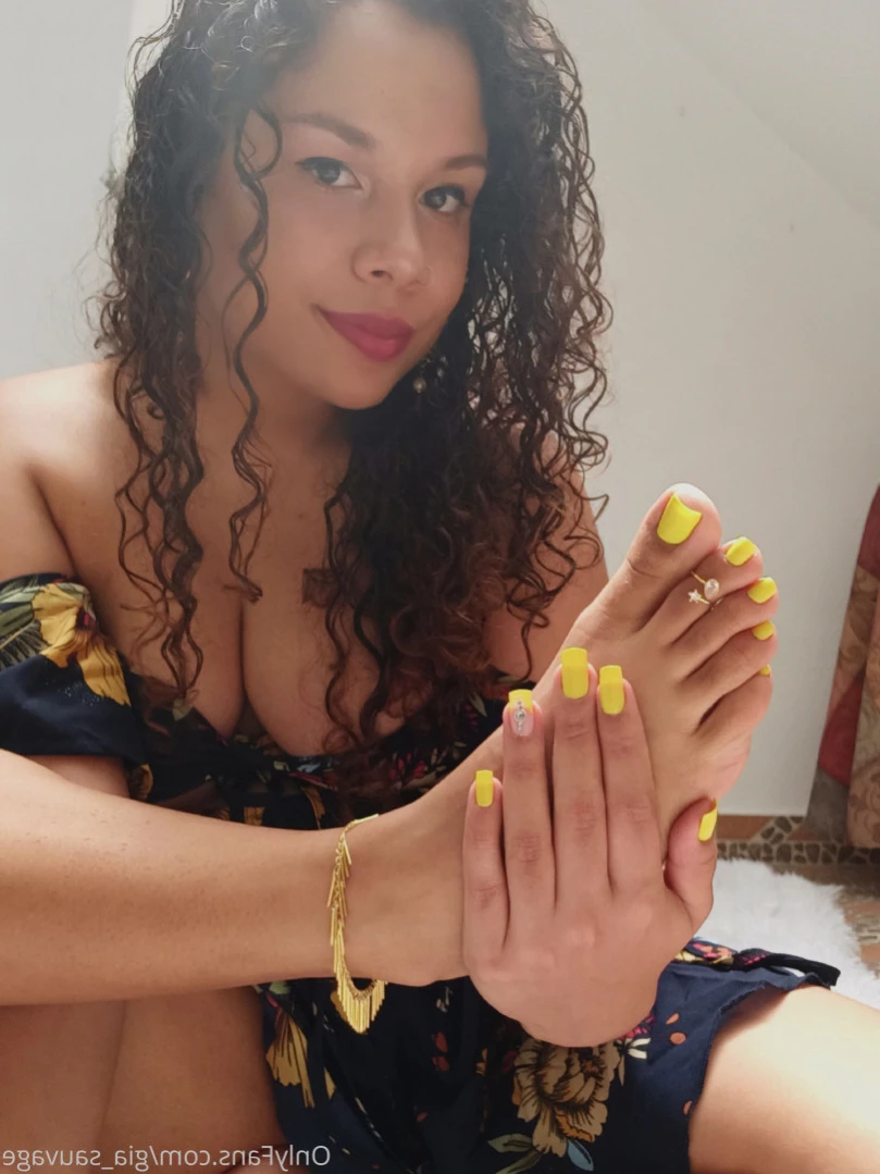 𝑮𝒊𝒂 𝑺𝒂𝒖𝒗𝒂𝒈𝒆 FETISH QUEEN⛓🦶🏼🍒 [ gia_sauvage ] Onlyfans leaked photo 14761538 on Hotleaks.tv