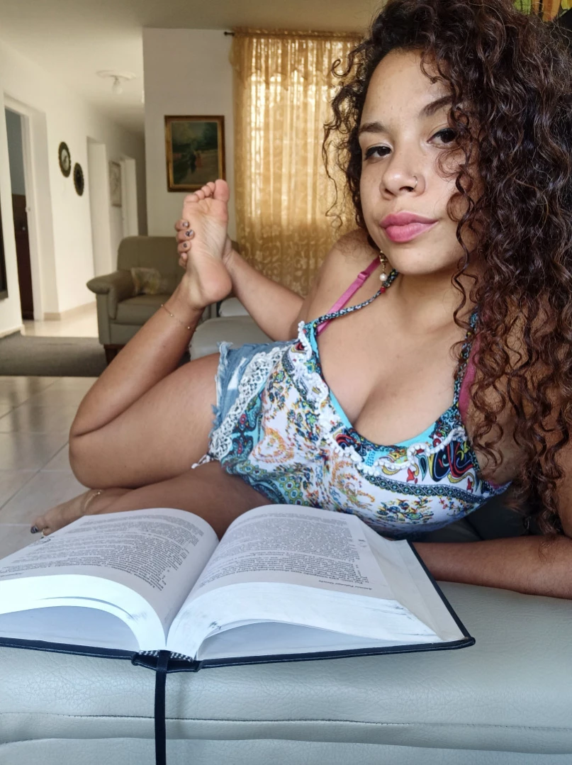 𝑮𝒊𝒂 𝑺𝒂𝒖𝒗𝒂𝒈𝒆 FETISH QUEEN⛓🦶🏼🍒 [ gia_sauvage ] Onlyfans leaked photo 15207434 on Hotleaks.tv