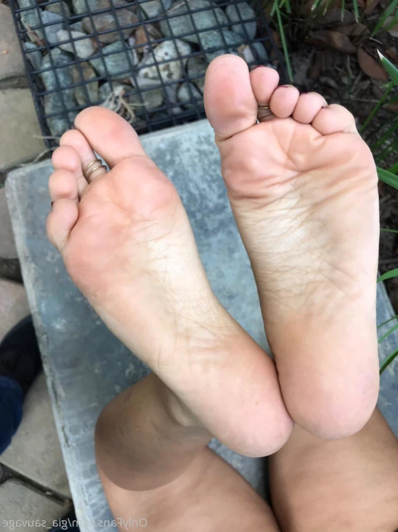 𝑮𝒊𝒂 𝑺𝒂𝒖𝒗𝒂𝒈𝒆 FETISH QUEEN⛓🦶🏼🍒 [ gia_sauvage ] Onlyfans leaked photo 16281898 on Hotleaks.tv