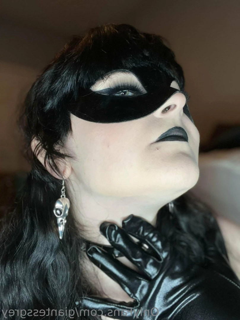Lady Grey [ giantessgrey ] Onlyfans leaked photo 11608972 on Hotleaks.tv