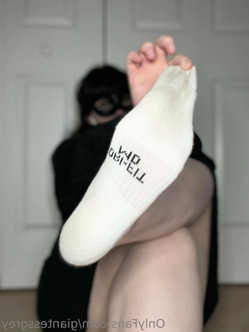 Lady Grey [ giantessgrey ] Onlyfans leaked photo 11609089 on Hotleaks.tv