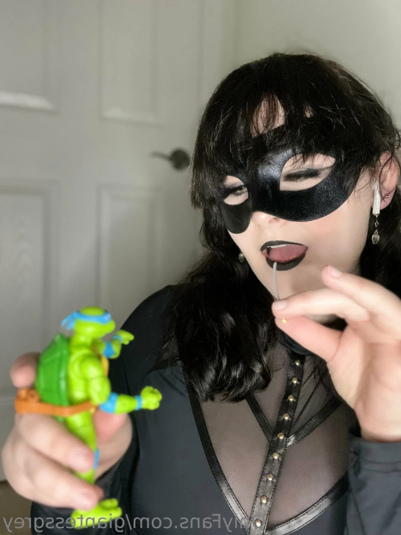 Lady Grey [ giantessgrey ] Onlyfans leaked photo 11609144 on Hotleaks.tv