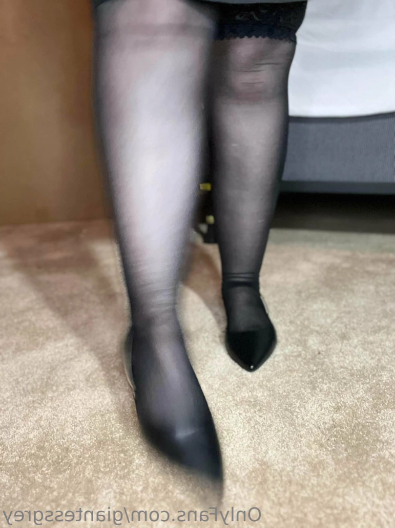 Lady Grey [ giantessgrey ] Onlyfans leaked photo 13227567 on Hotleaks.tv