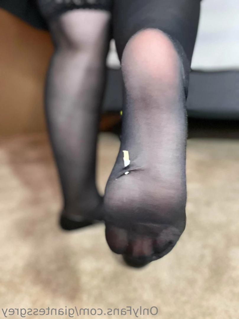 Lady Grey [ giantessgrey ] Onlyfans leaked photo 13414513 on Hotleaks.tv