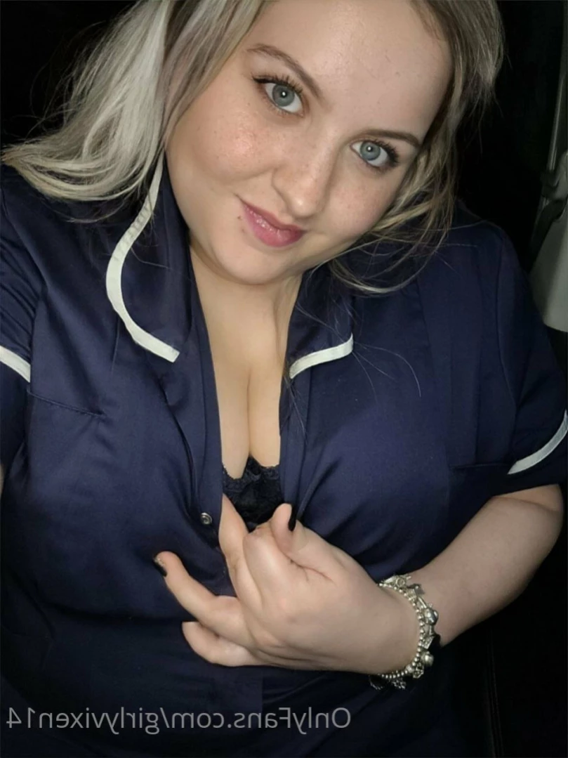 ✩*  🎀  𝐸𝒷💙𝓃𝓎 𝓌𝒶𝒾𝒻𝓊  🎀  *✩ [ girlyvixxxen ] Onlyfans leaked photo 11554334 on Hotleaks.tv