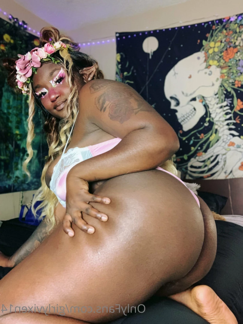 ✩*  🎀  𝐸𝒷💙𝓃𝓎 𝓌𝒶𝒾𝒻𝓊  🎀  *✩ [ girlyvixxxen ] Onlyfans leaked photo 11554863 on Hotleaks.tv
