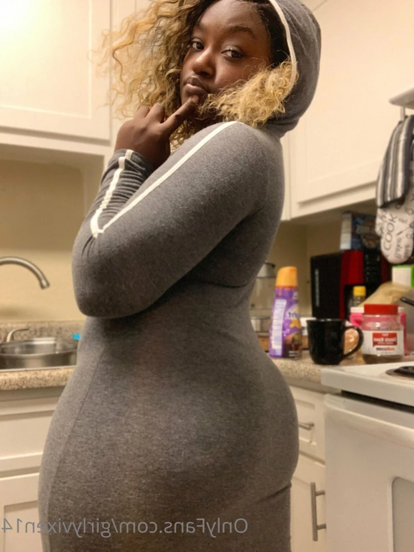 ✩*  🎀  𝐸𝒷💙𝓃𝓎 𝓌𝒶𝒾𝒻𝓊  🎀  *✩ [ girlyvixxxen ] Onlyfans leaked photo 11555011 on Hotleaks.tv
