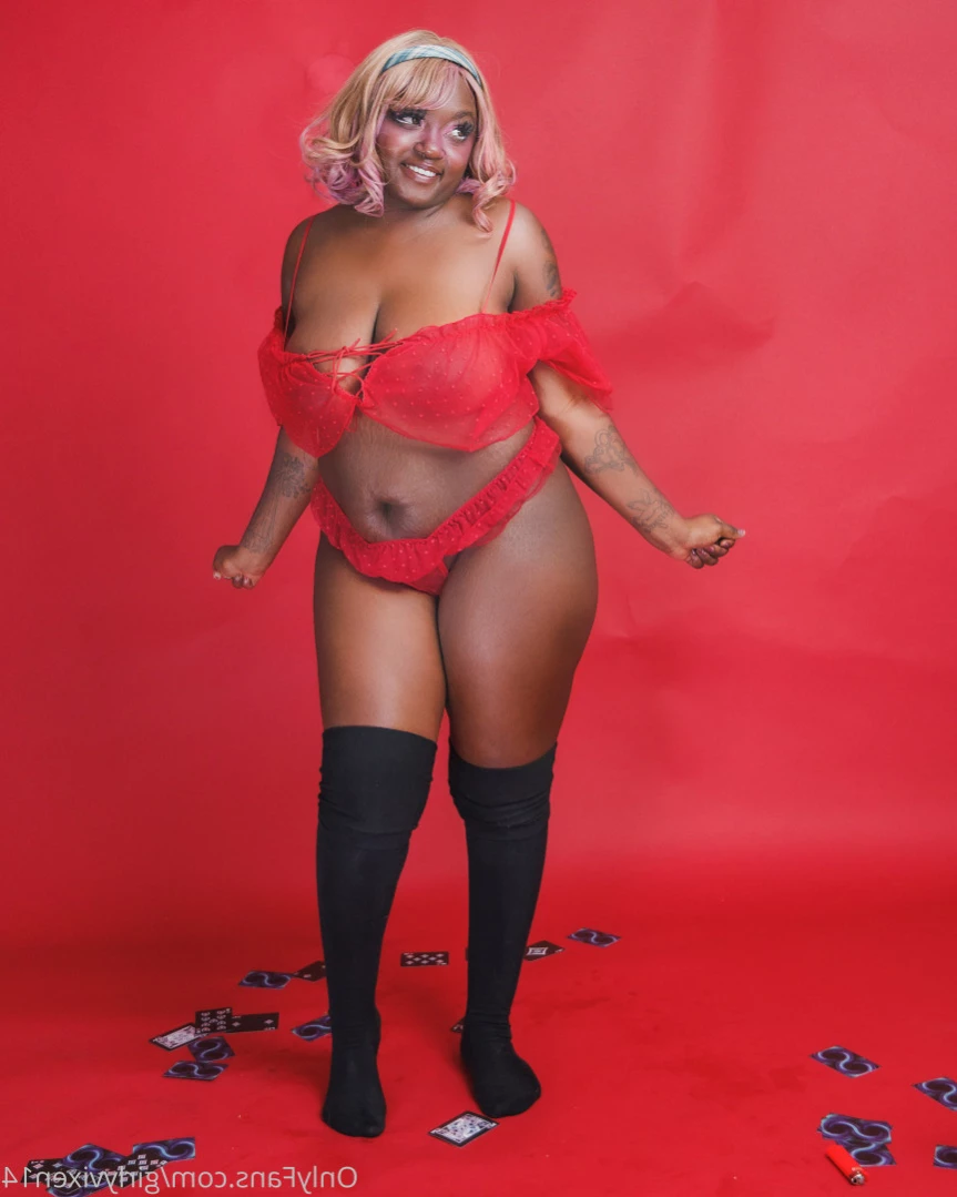 ✩*  🎀  𝐸𝒷💙𝓃𝓎 𝓌𝒶𝒾𝒻𝓊  🎀  *✩ [ girlyvixxxen ] Onlyfans leaked photo 11561832 on Hotleaks.tv