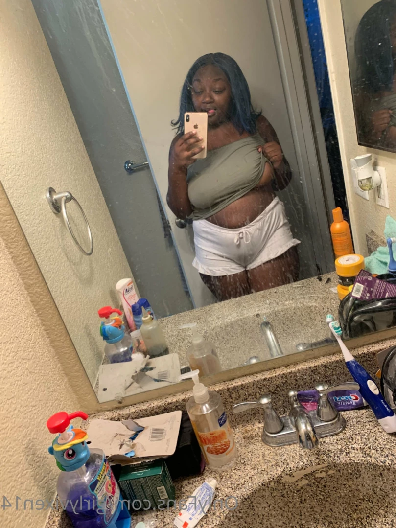 ✩*  🎀  𝐸𝒷💙𝓃𝓎 𝓌𝒶𝒾𝒻𝓊  🎀  *✩ [ girlyvixxxen ] Onlyfans leaked photo 12737157 on Hotleaks.tv