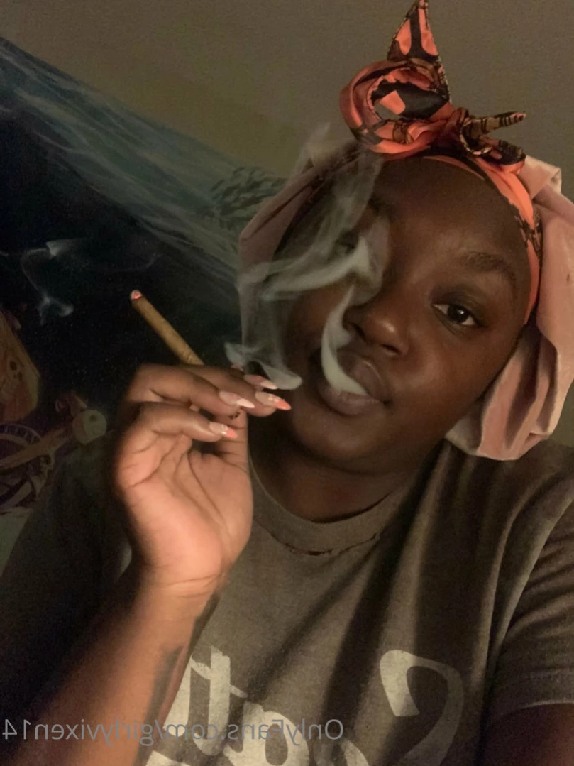 ✩*  🎀  𝐸𝒷💙𝓃𝓎 𝓌𝒶𝒾𝒻𝓊  🎀  *✩ [ girlyvixxxen ] Onlyfans leaked photo 13721356 on Hotleaks.tv