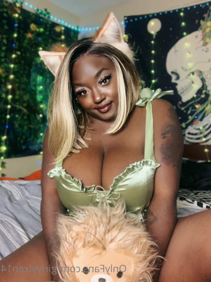 ✩*  🎀  𝐸𝒷💙𝓃𝓎 𝓌𝒶𝒾𝒻𝓊  🎀  *✩ [ girlyvixxxen ] Onlyfans leaked photo 14067261 on Hotleaks.tv